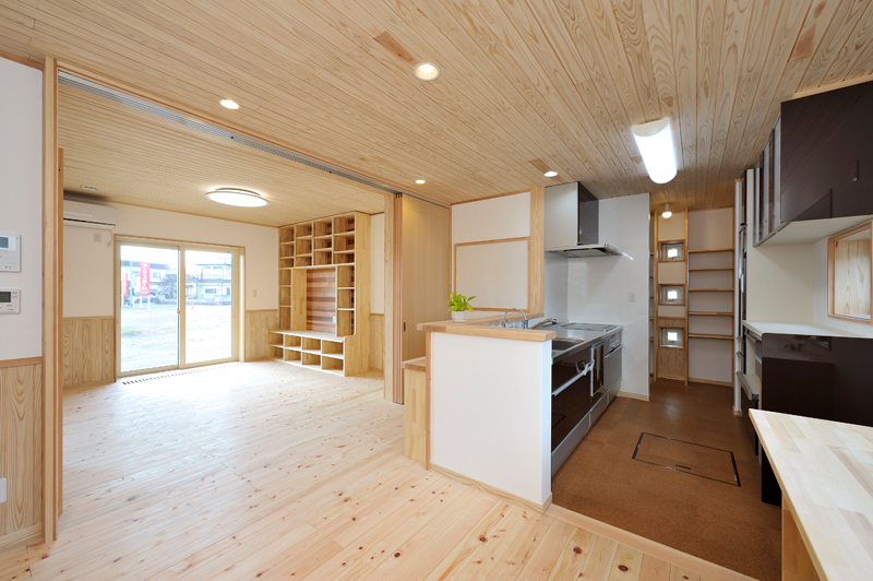 藤岡市立石のゼロ・エネルギー住宅