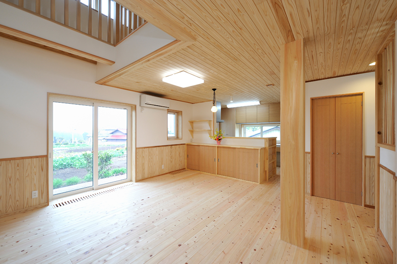 箕郷町柏木沢に完成したゼロエネルギーハウス